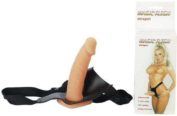 MAGIC FLESH STRAPON
